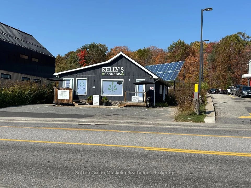 36 King William Street, Huntsville, ON P1H 1G5