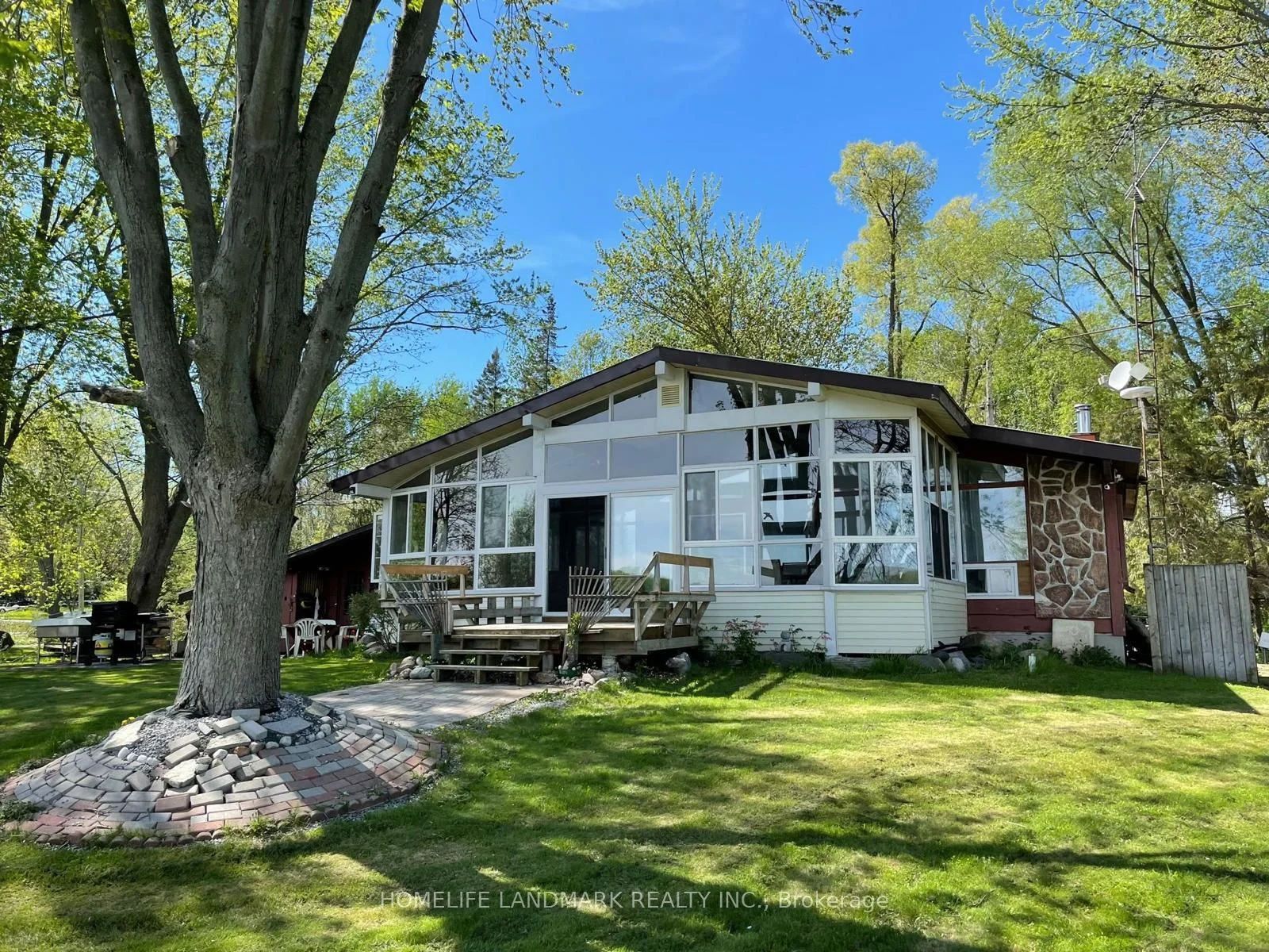 1115 Island View Drive, Otonabee-South Monaghan, ON K0L 1B0