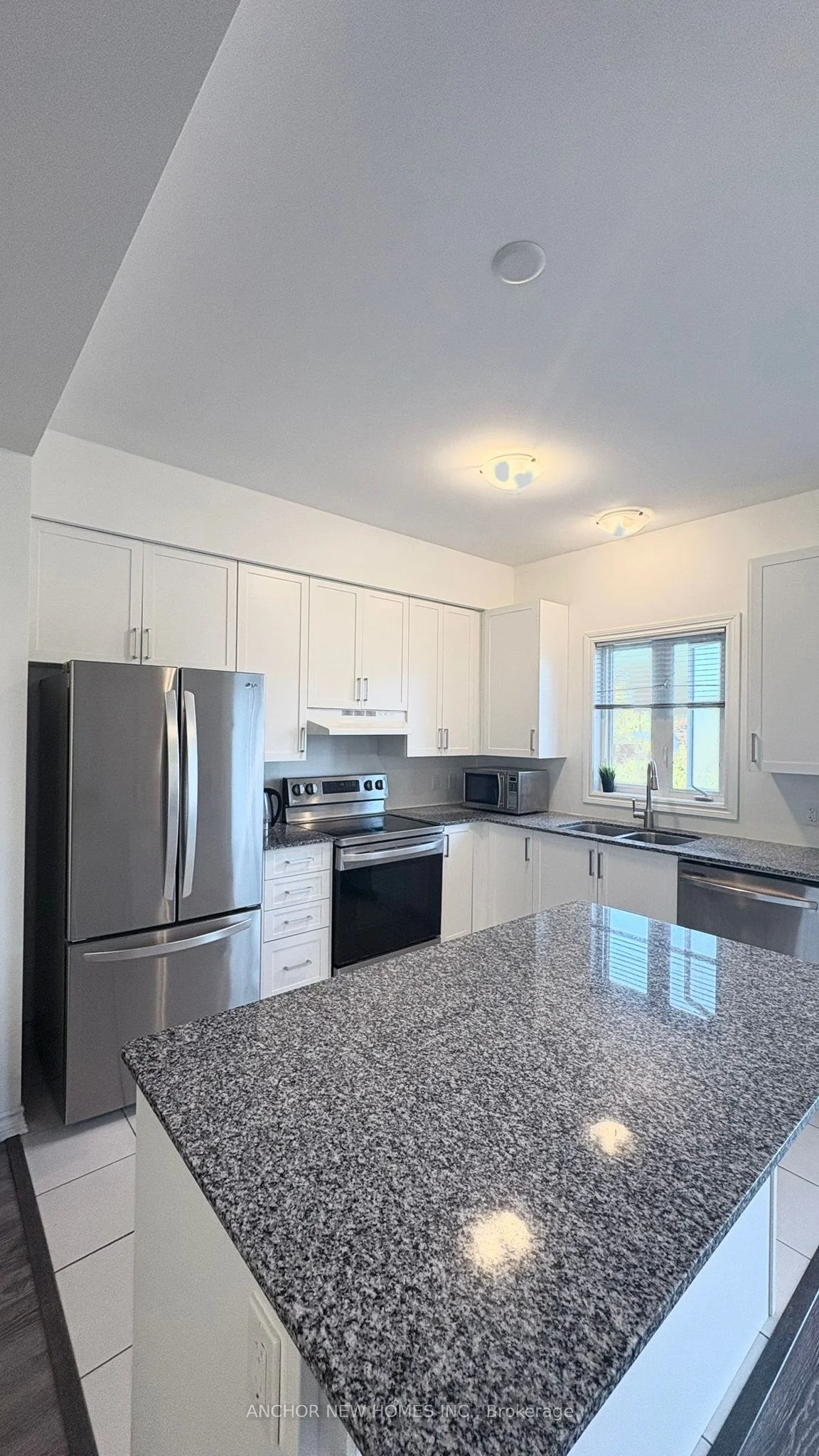 13 Tegan Court, Loyalist, ON K0H 0H0