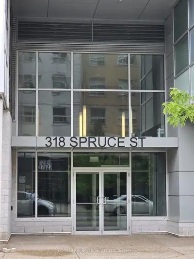 Condo Apartment in Waterloo