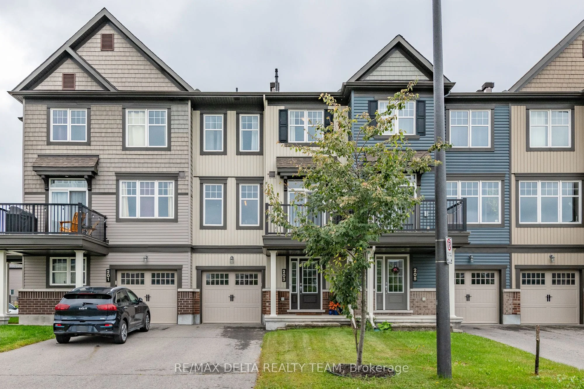 203 Yellowcress Way, Orleans - Cumberland and Area, ON K4A 1C3
