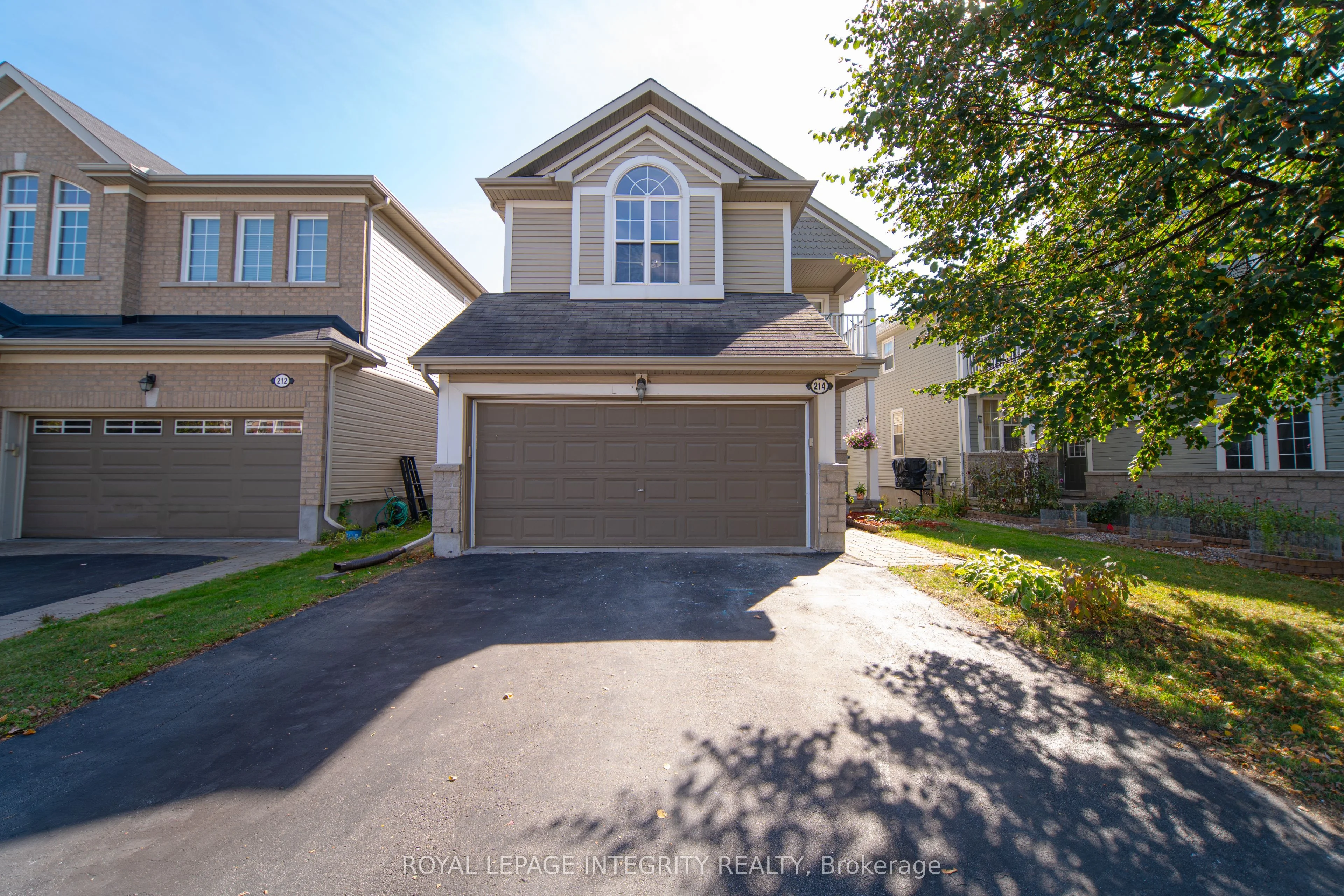 Detached in Kanata