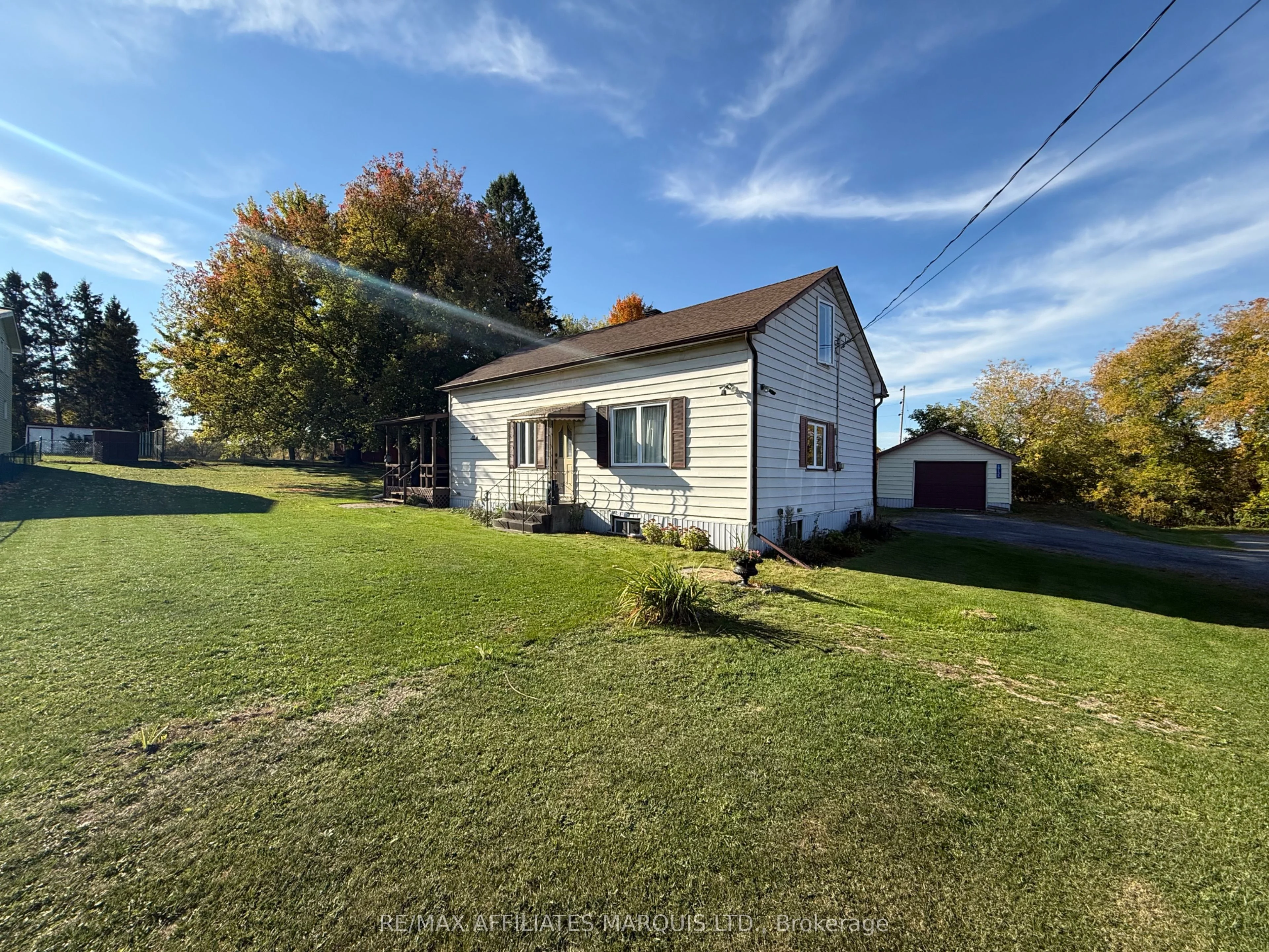 19136 Hay Road, South Glengarry, ON K0C 2E0