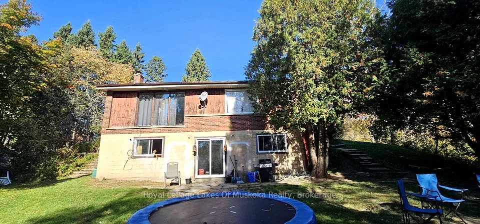 171 Fairyview Drive, Huntsville, ON P1H 1C1