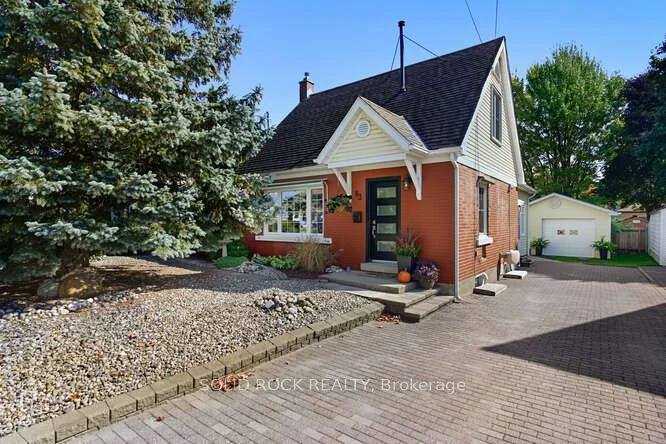 83 Havelock Street, Brockville, ON K6V 4M2