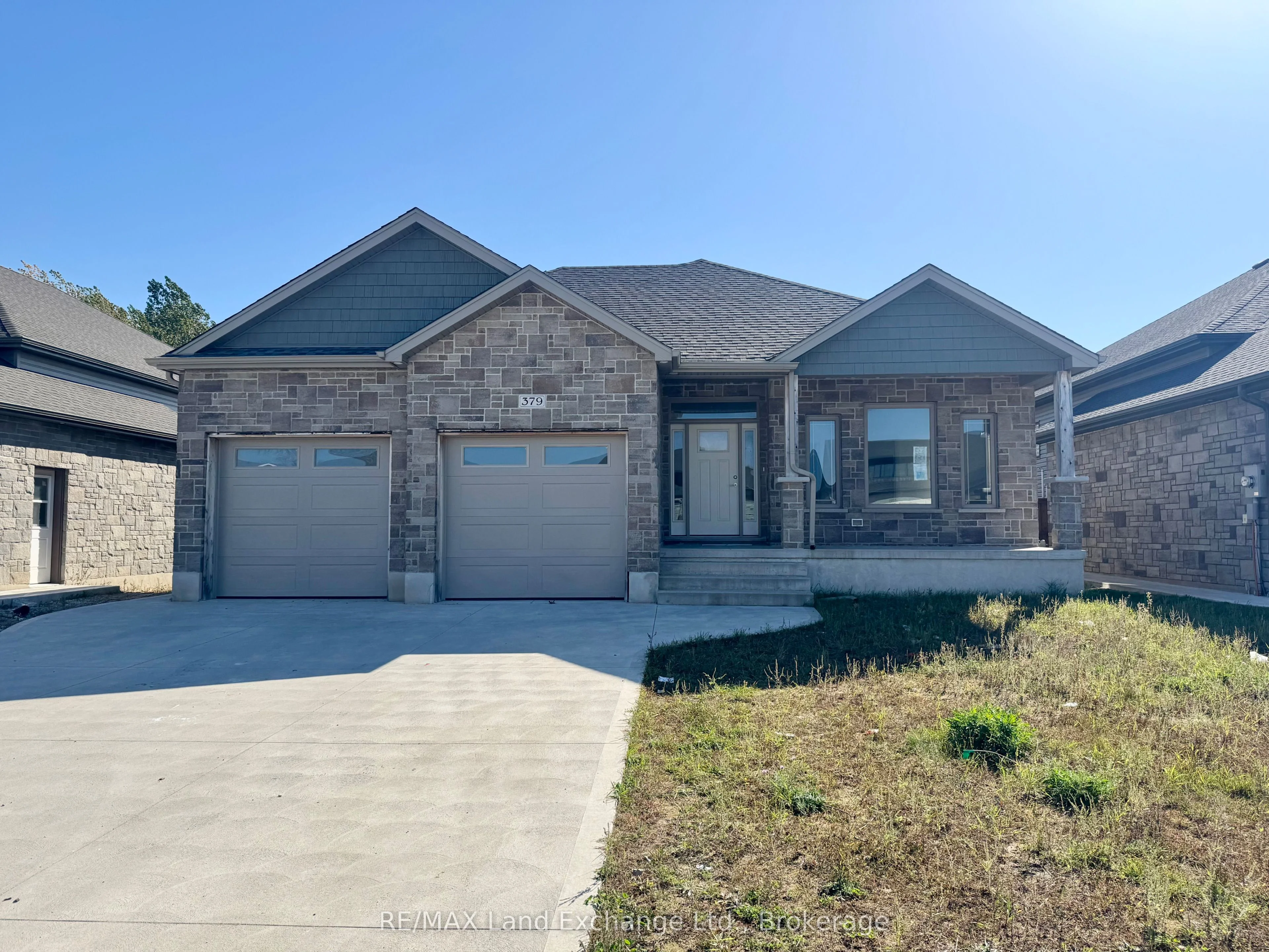 379 Ridge Street, Saugeen Shores, On N0h 2c3