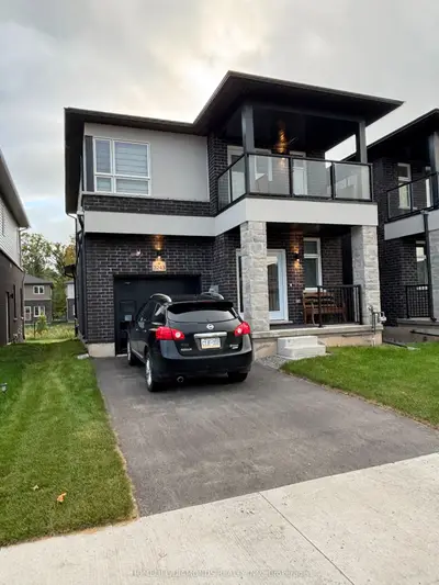 Semi-Detached in Fort Erie