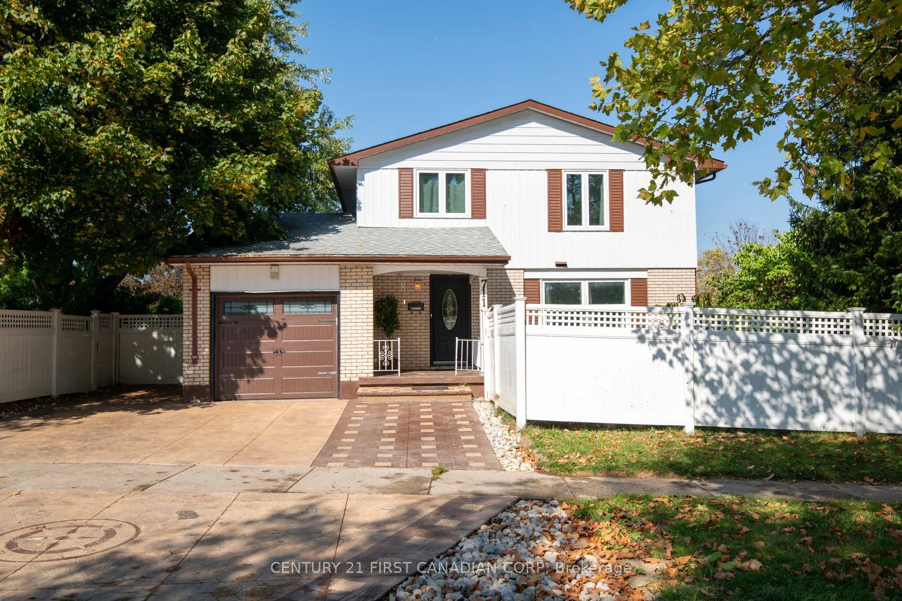 711 S Alanbrook Street S, London South, ON N6J 3B5