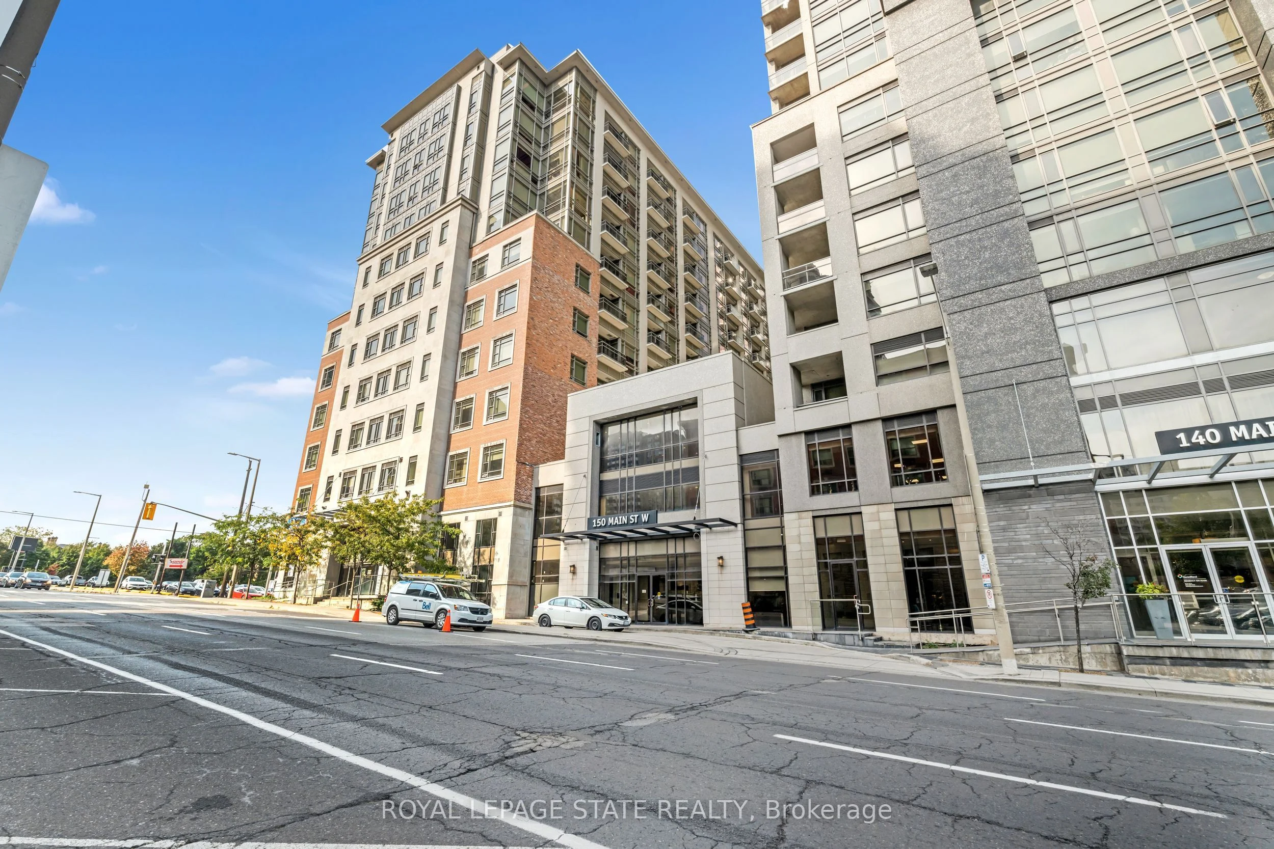 Condo Apartment in Hamilton