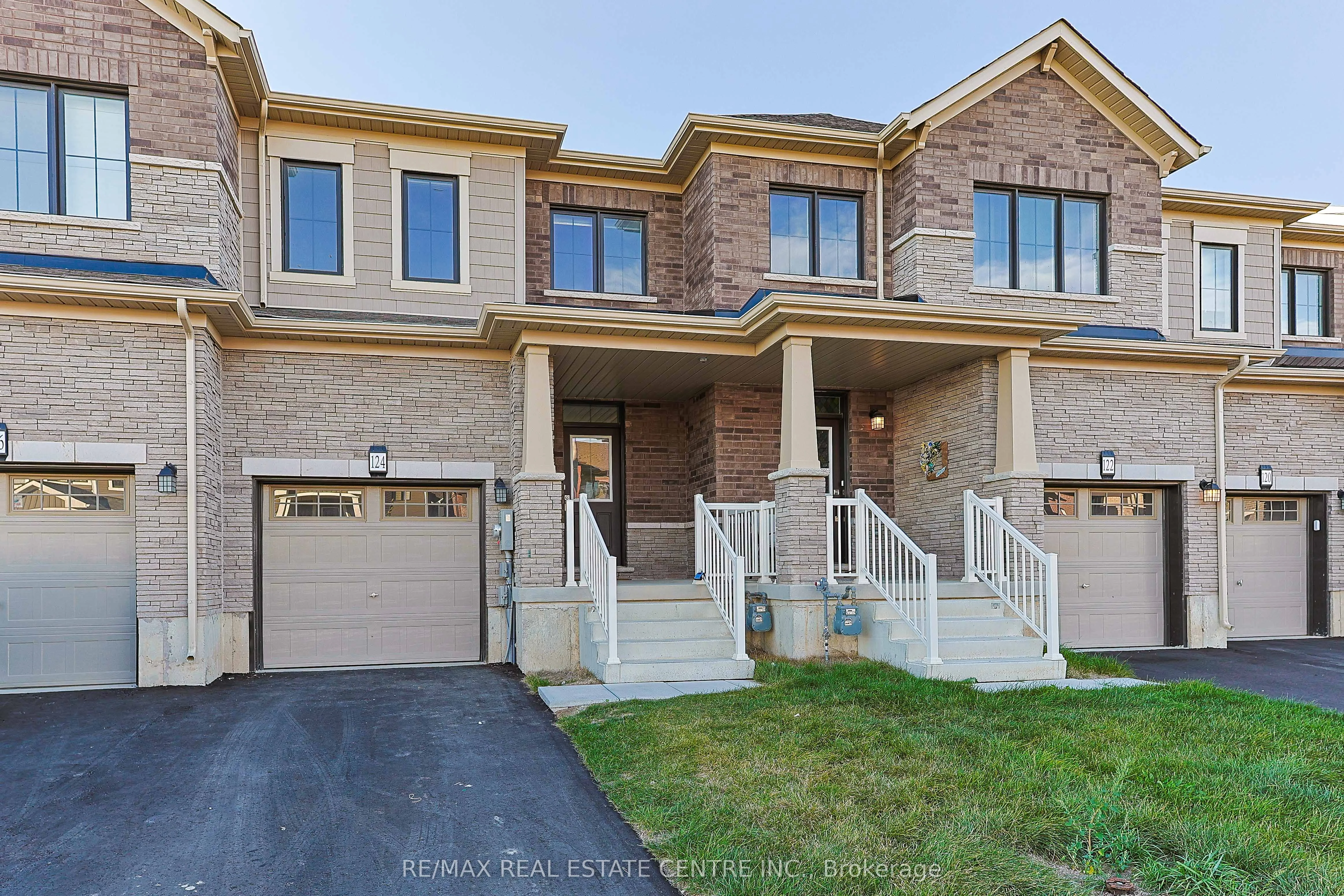 124 Granville Crescent, Haldimand, ON N3W 0J7
