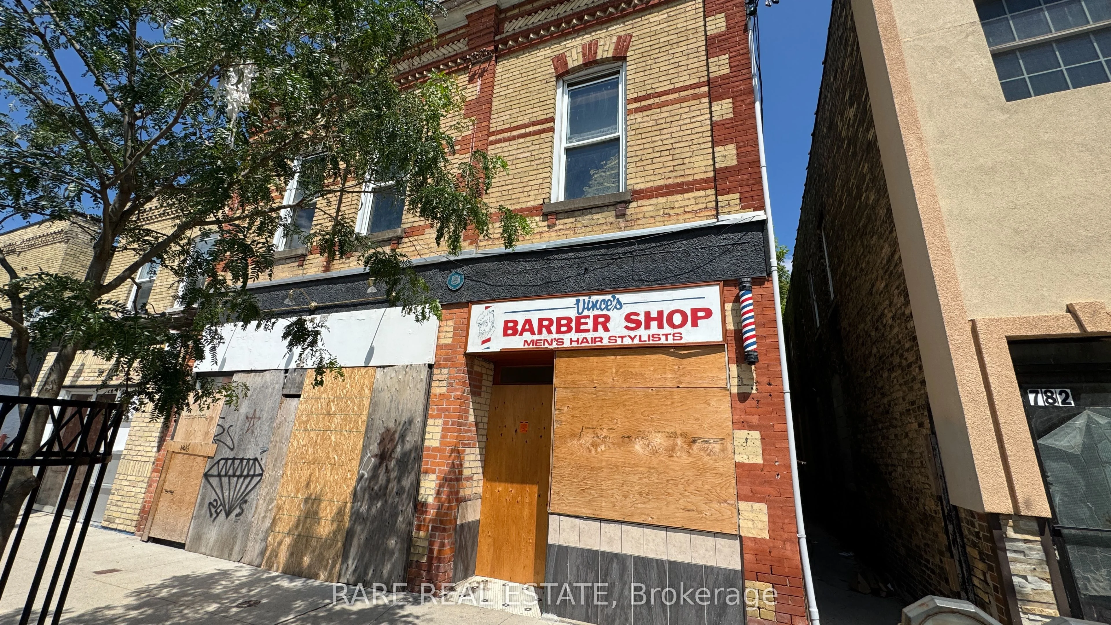 778-780 Dundas Street, London East, ON N5W 2Z7