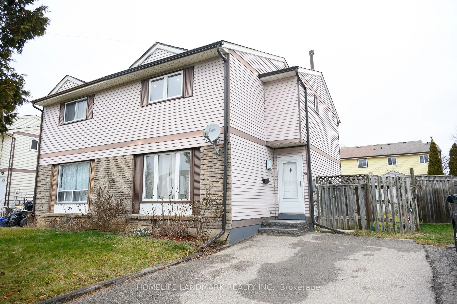 25 White Owl Crescent, Brantford, ON N3P 1A1
