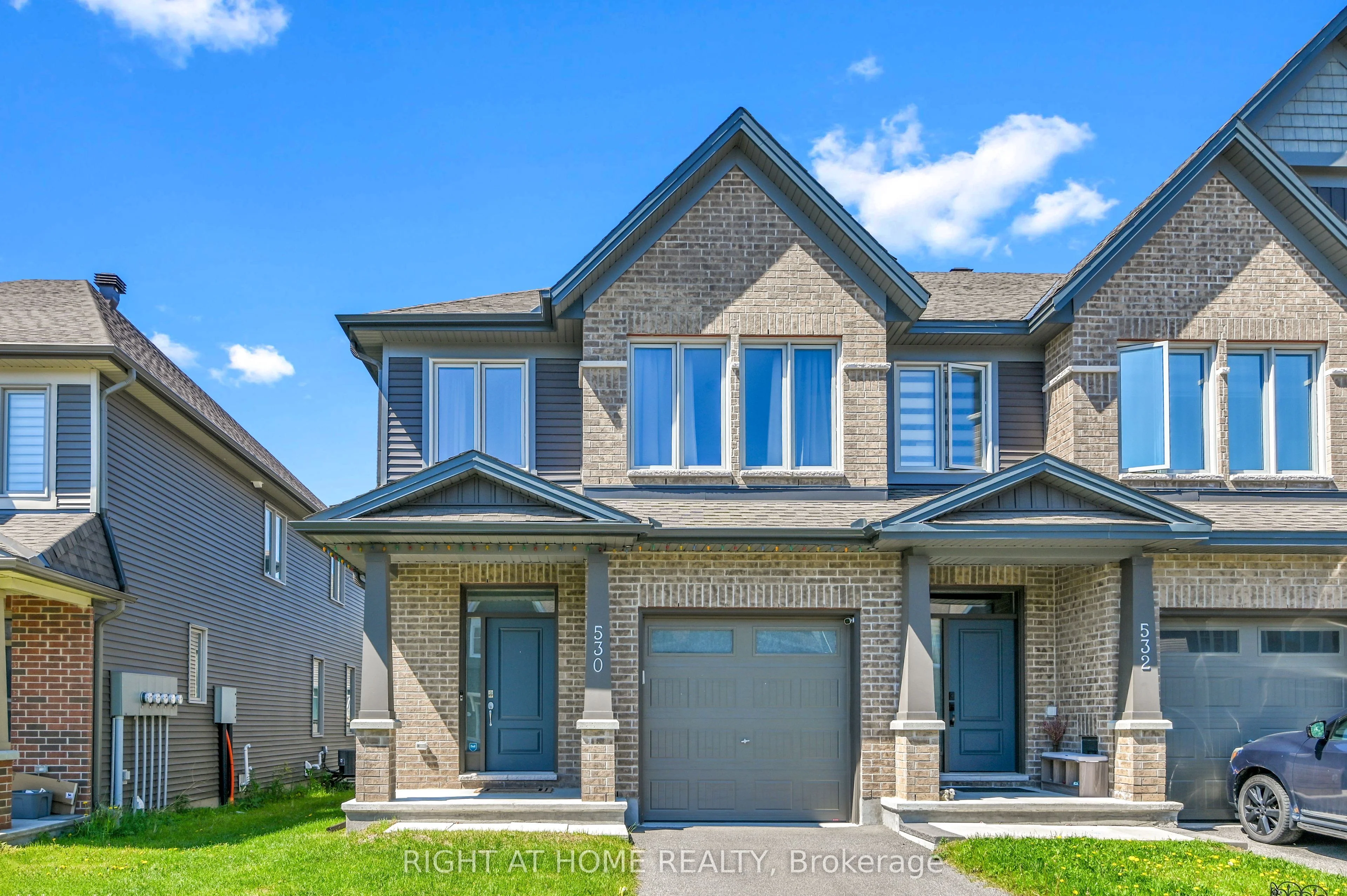 530 Muscari Street, Blossom Park - Airport and Area, ON K1T 0S3