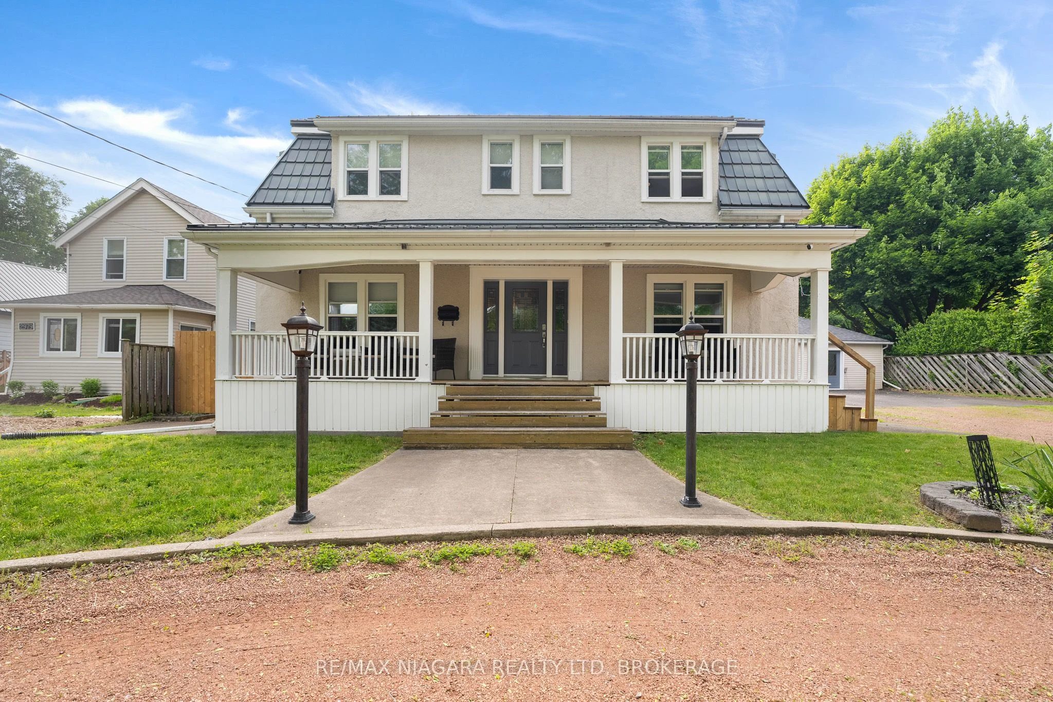 2969-2971 Portage Road, Niagara Falls, ON L2J 2J6