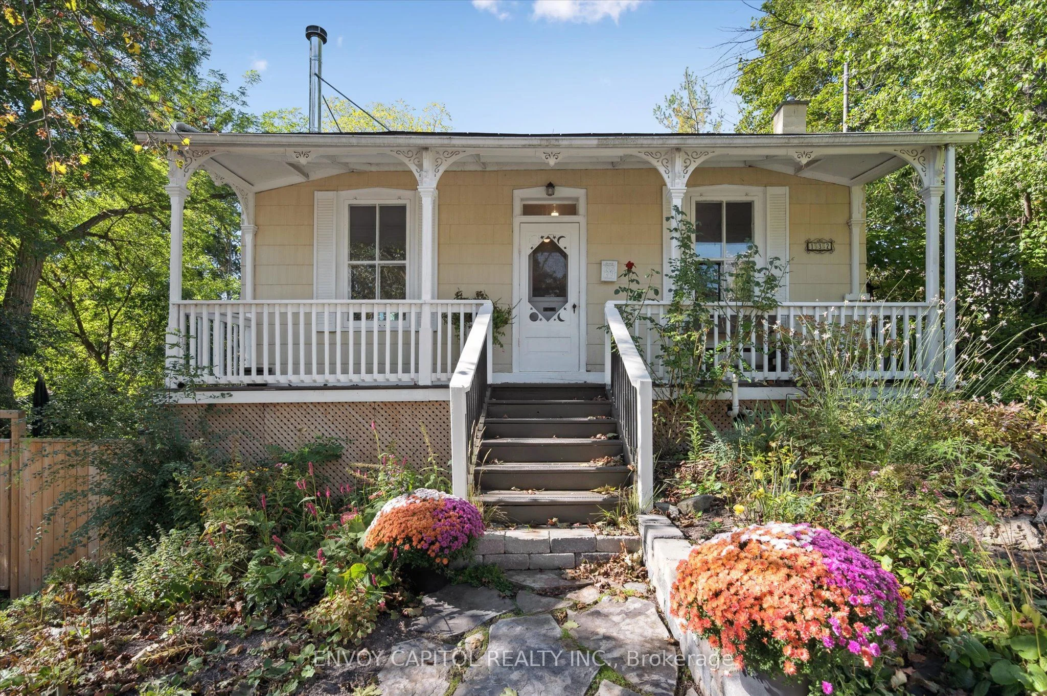 132 Norwich Street E, Guelph, ON N1E 2G7
