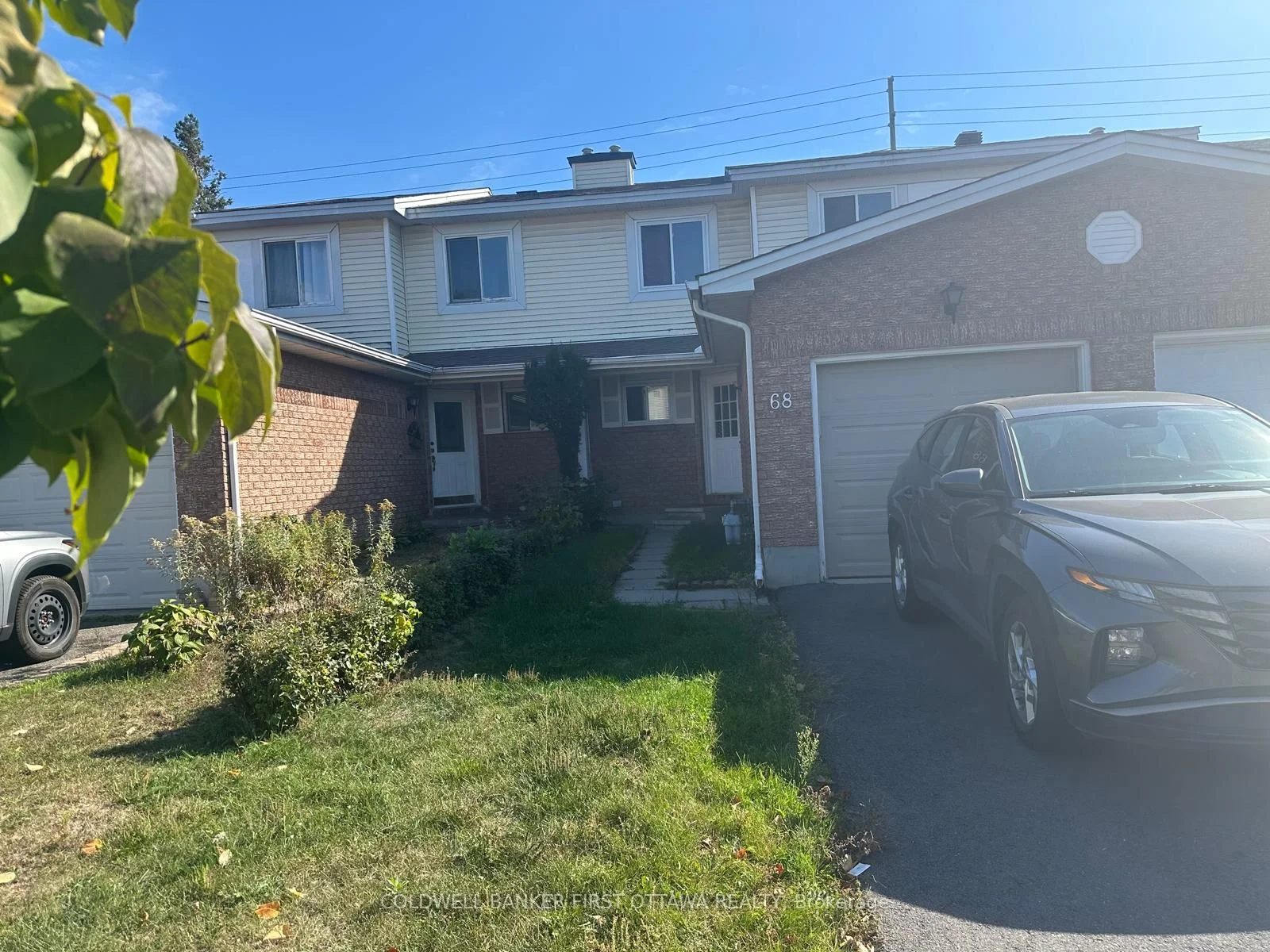 68 BURLINGTON Crescent, Hunt Club - South Keys and Area, ON K1T 3K3