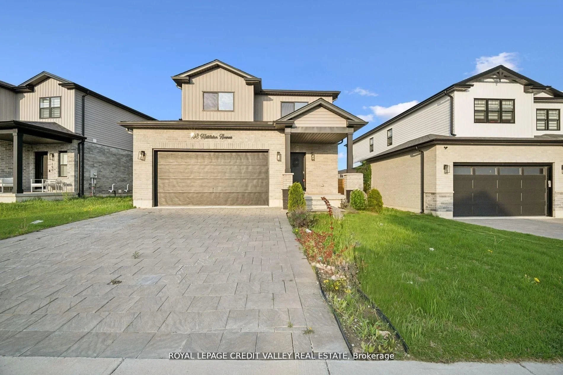 198 Middleton Avenue, London South, On N6l 0e9