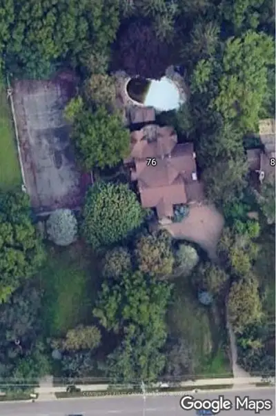 76 Commissioners Road E, London South, ON N6C 2T1