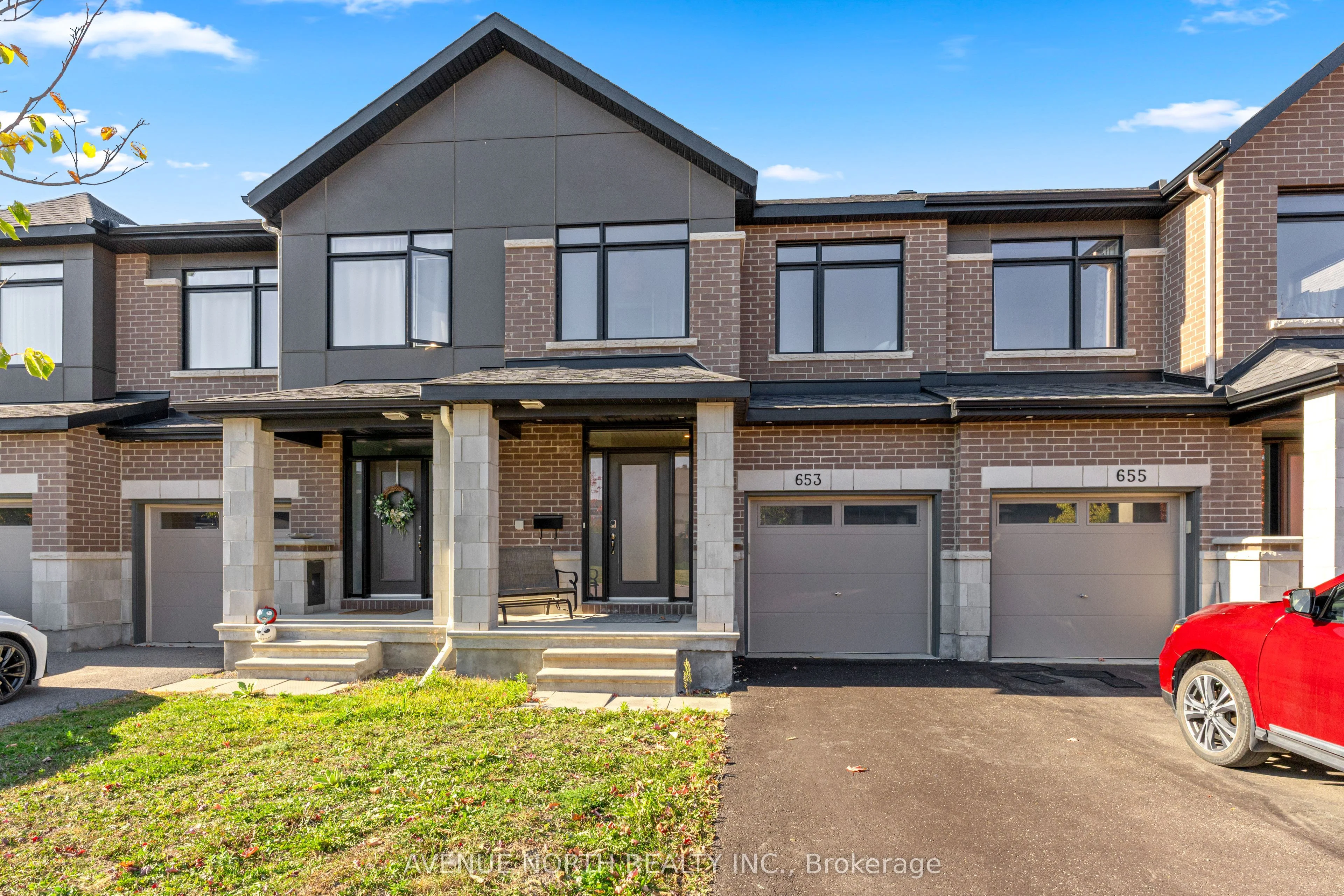 653 Putney Crescent, Stittsville - Munster - Richmond, On K2s 2n7