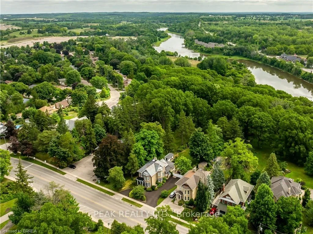 197 Grand River Street N, Brant, ON N3L 2N2