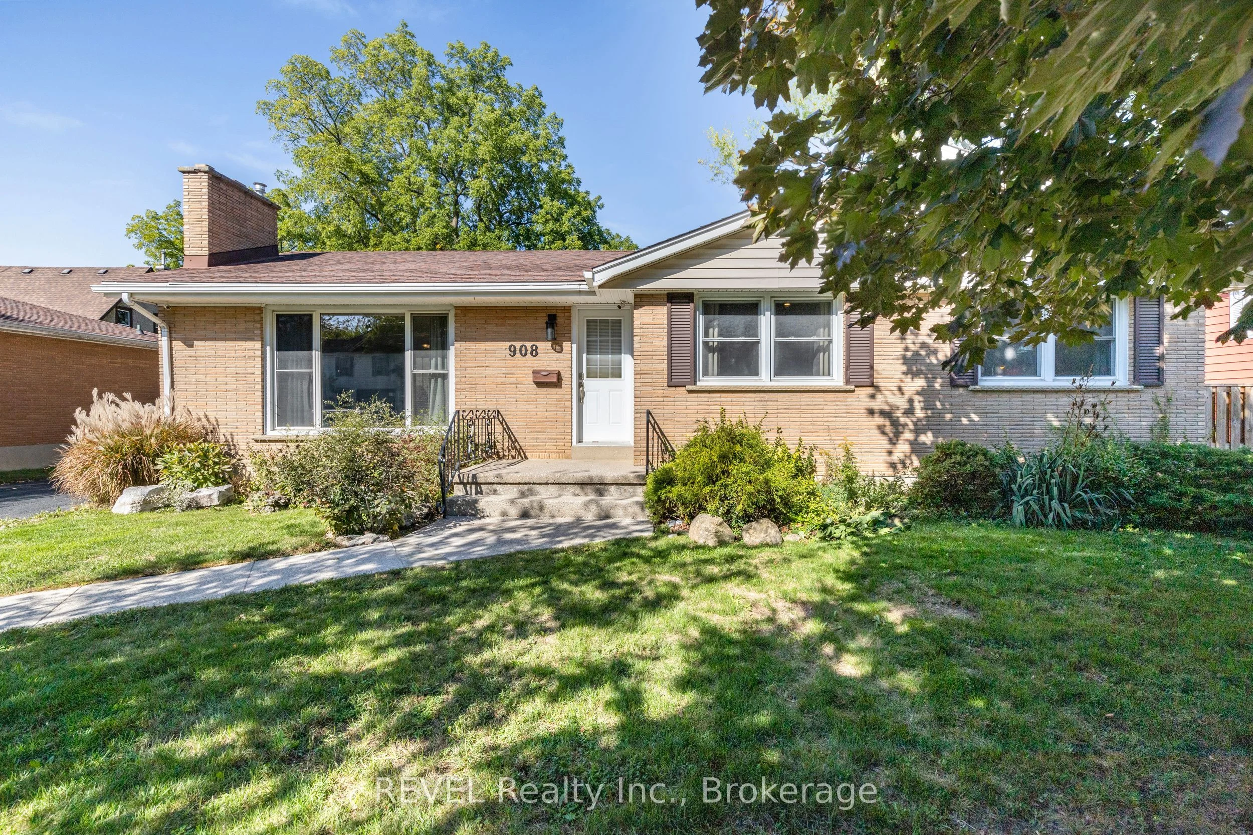 908 Cedar Street, Haldimand, ON N1A 2K3
