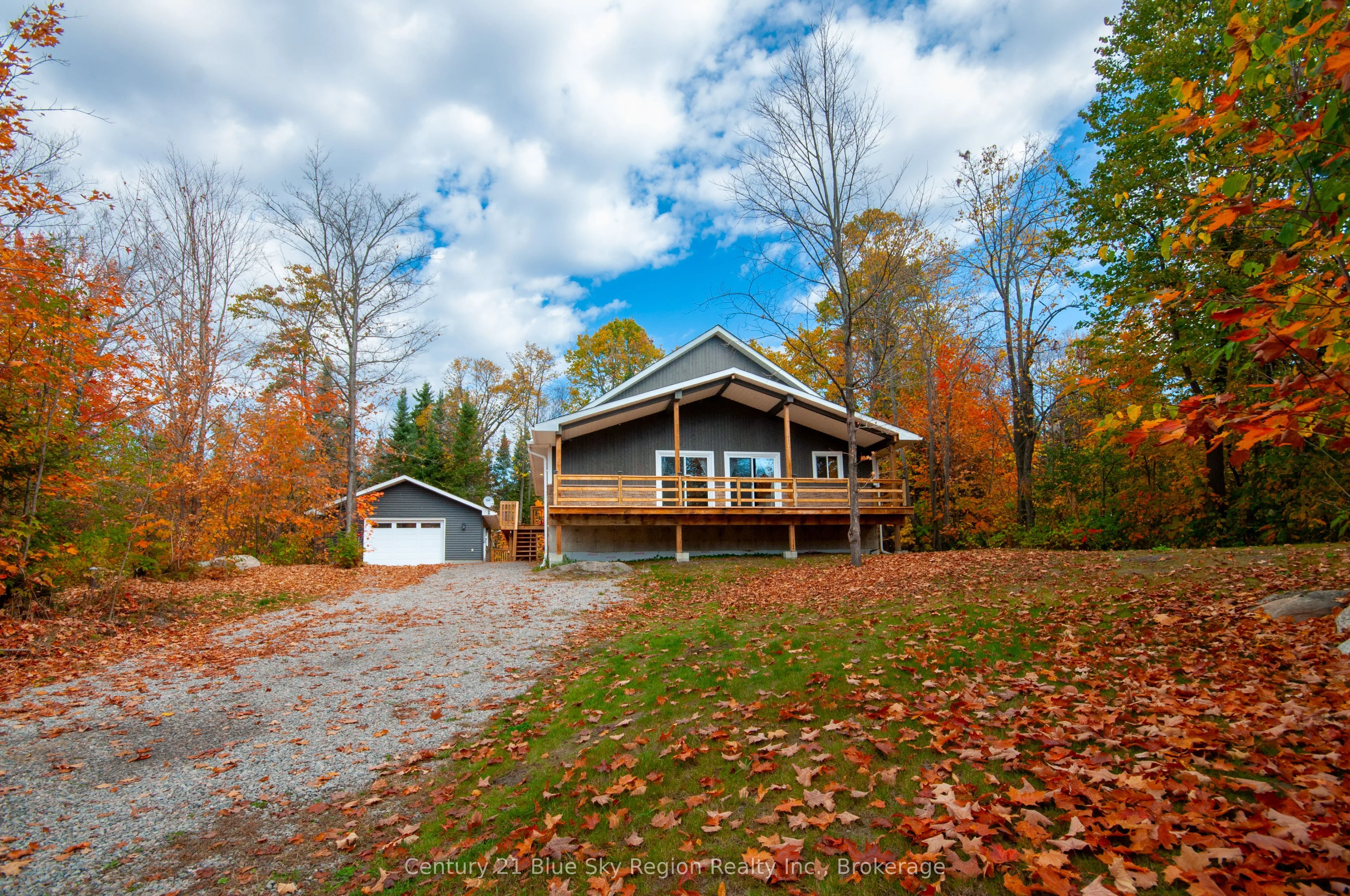 202 Yellek Trail, North Bay, ON P1B 8G5