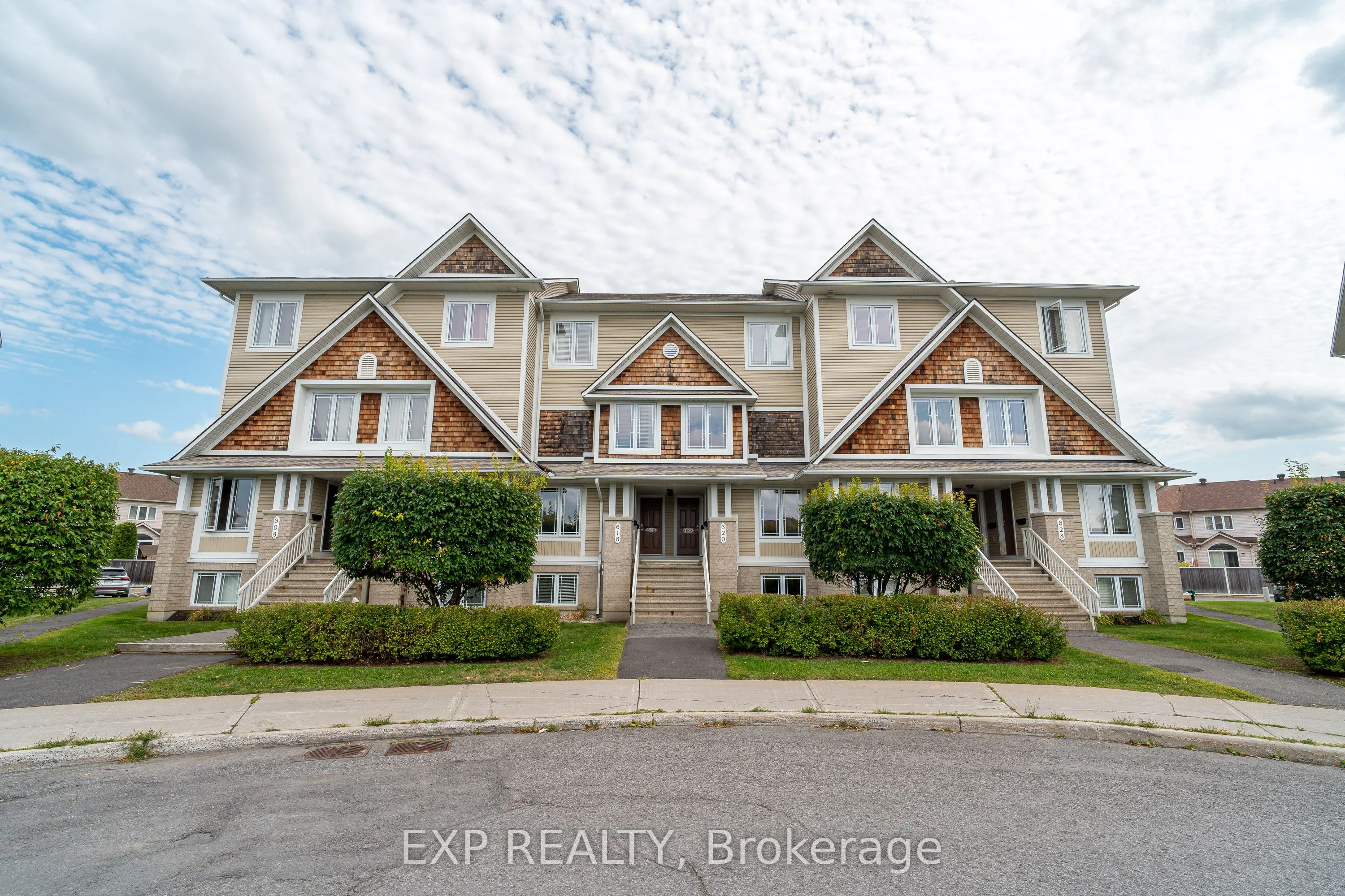 620 Lakeridge Drive, Orleans - Cumberland And Area, On K4a 0h4