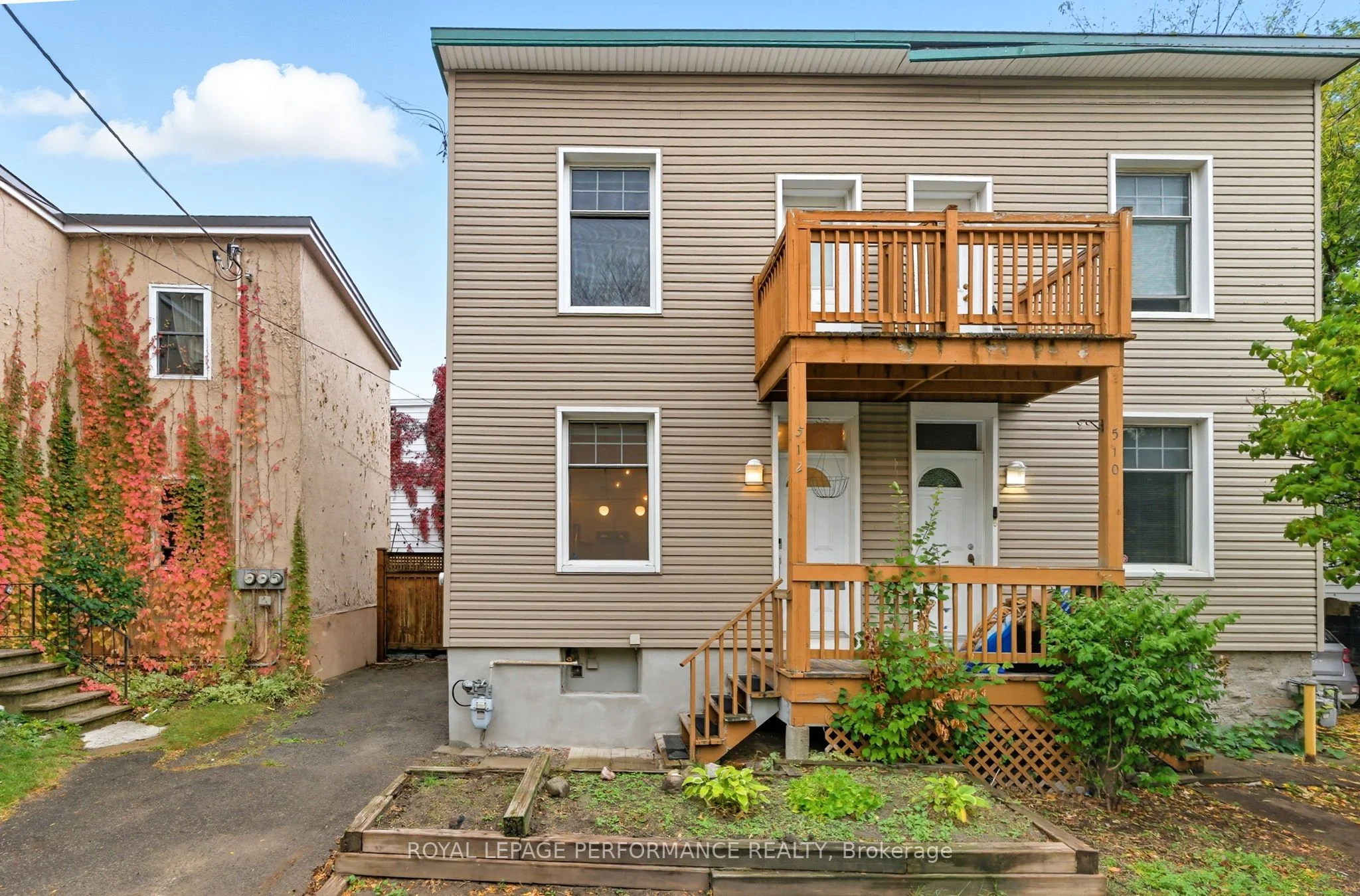 512 Cambridge Street S, Dows Lake - Civic Hospital and Area, ON K1S 4J1