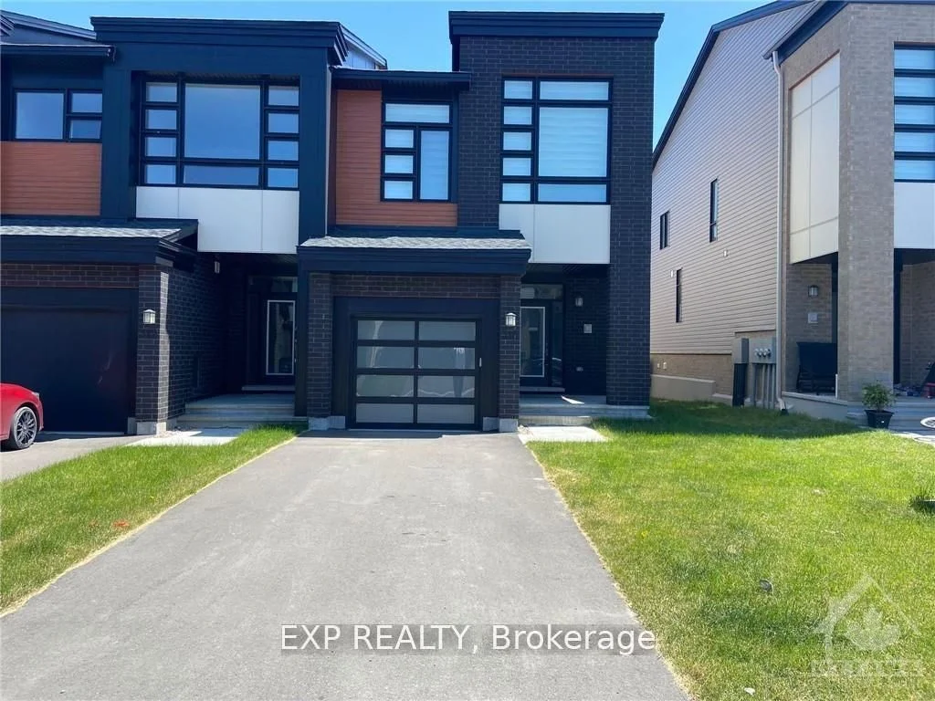 310 WABASSO Lane, Leitrim, ON K1T 0S9