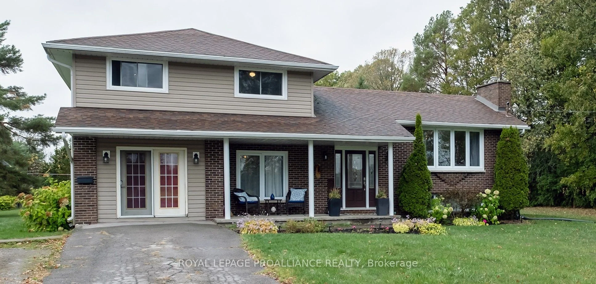 Detached in Belleville