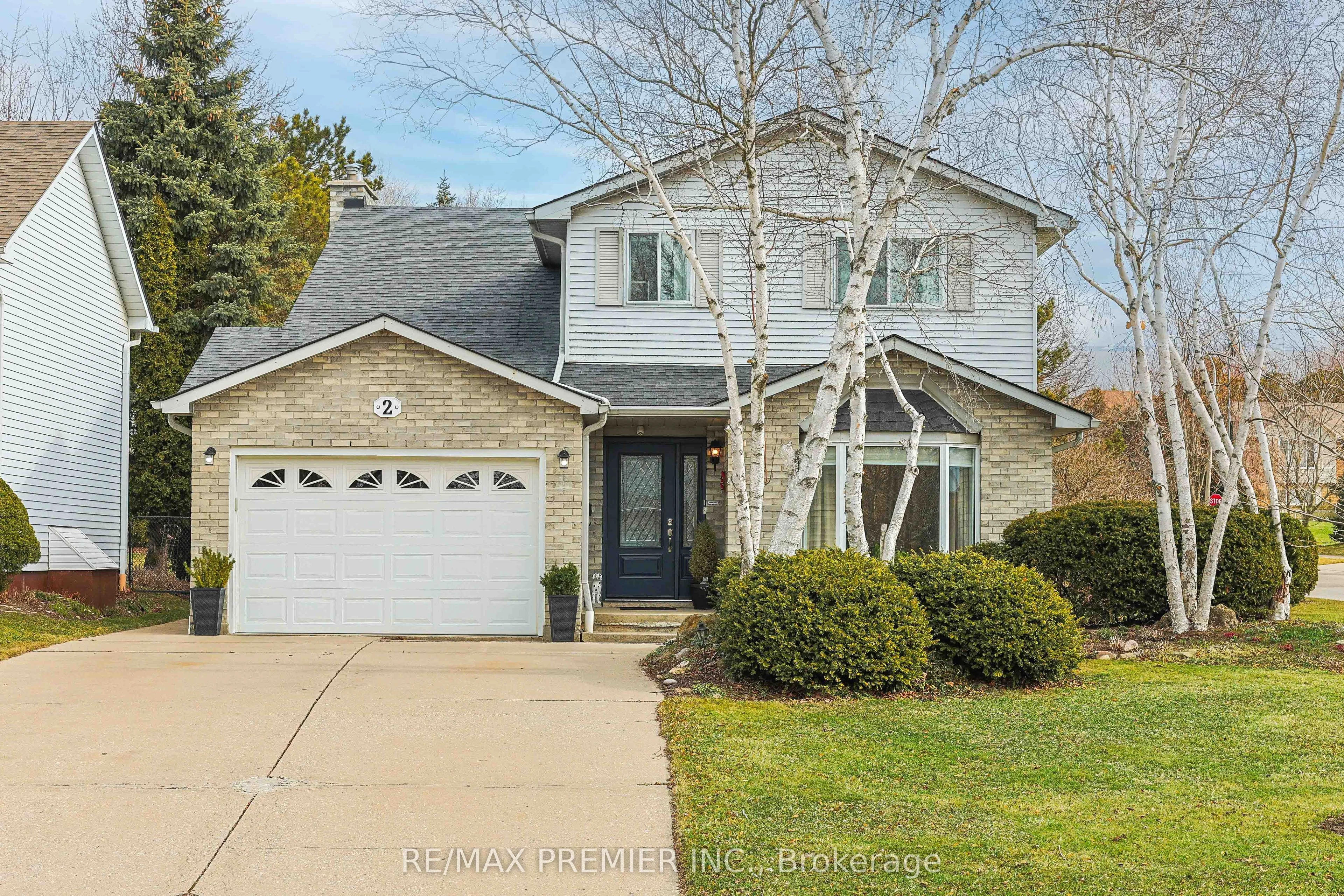 2 Macmillan Street, Haldimand, On N3w 1a1
