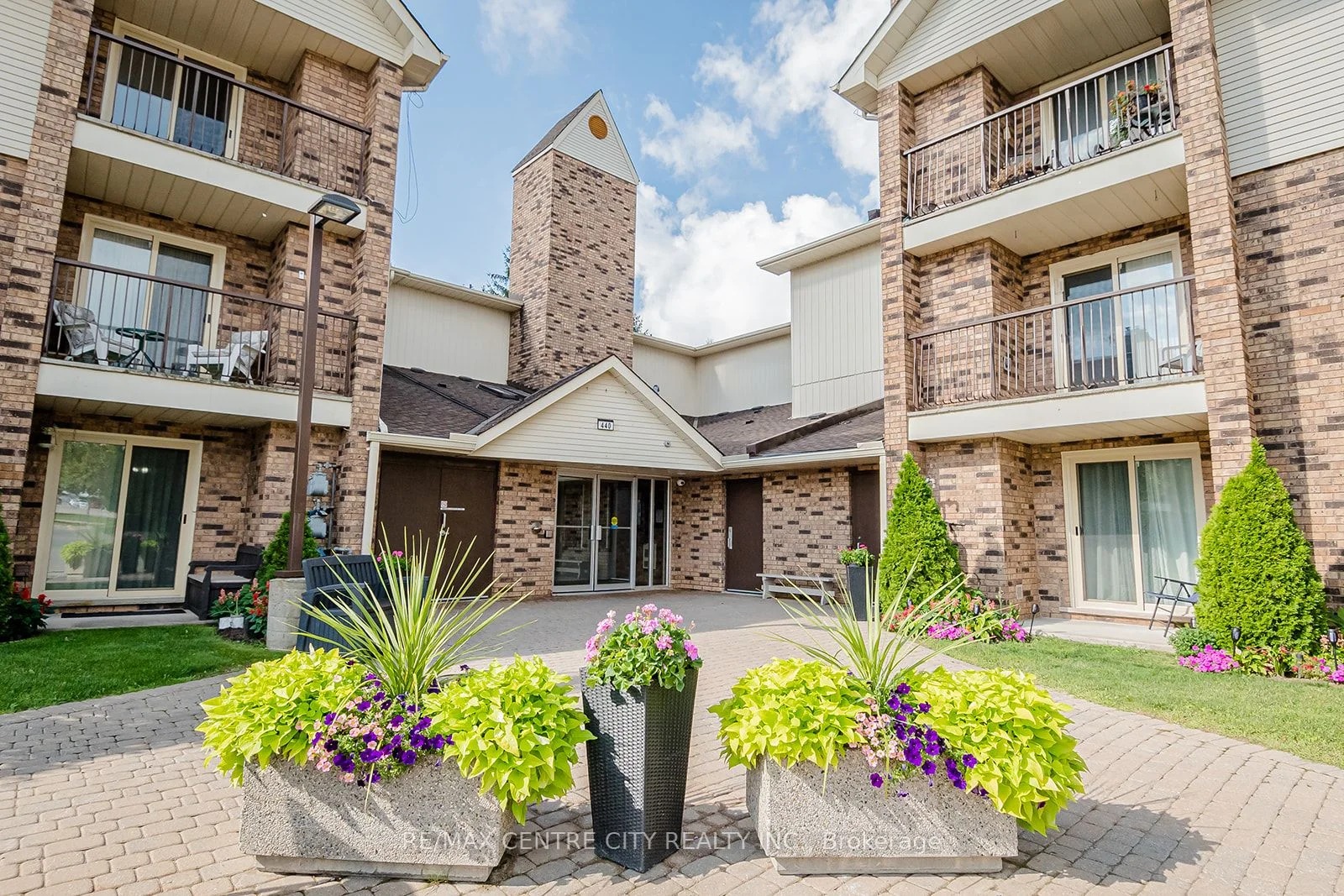 440 Wellington Street 311, St. Thomas, On N5r 5x5