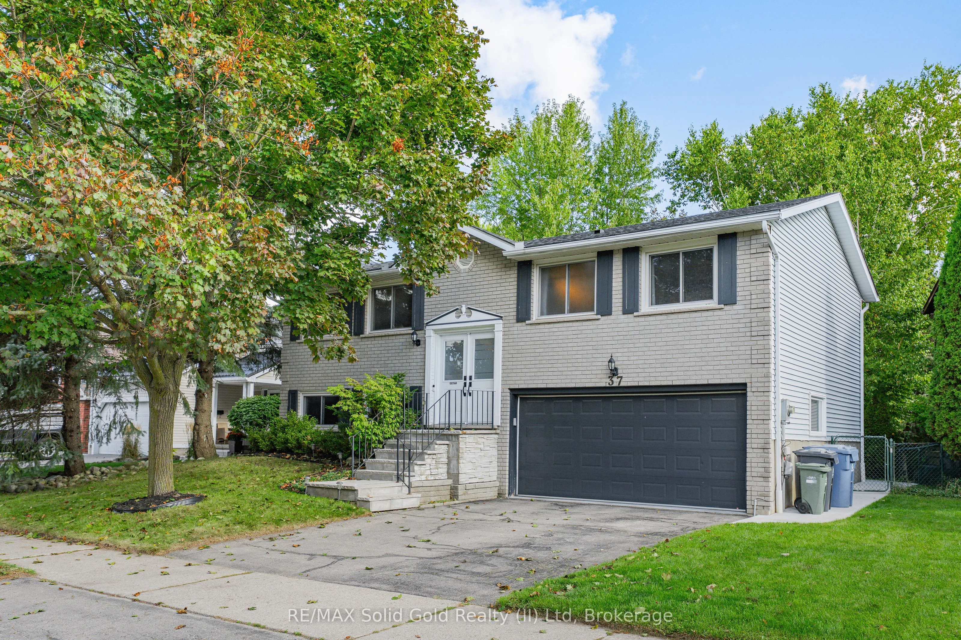 Detached in Guelph