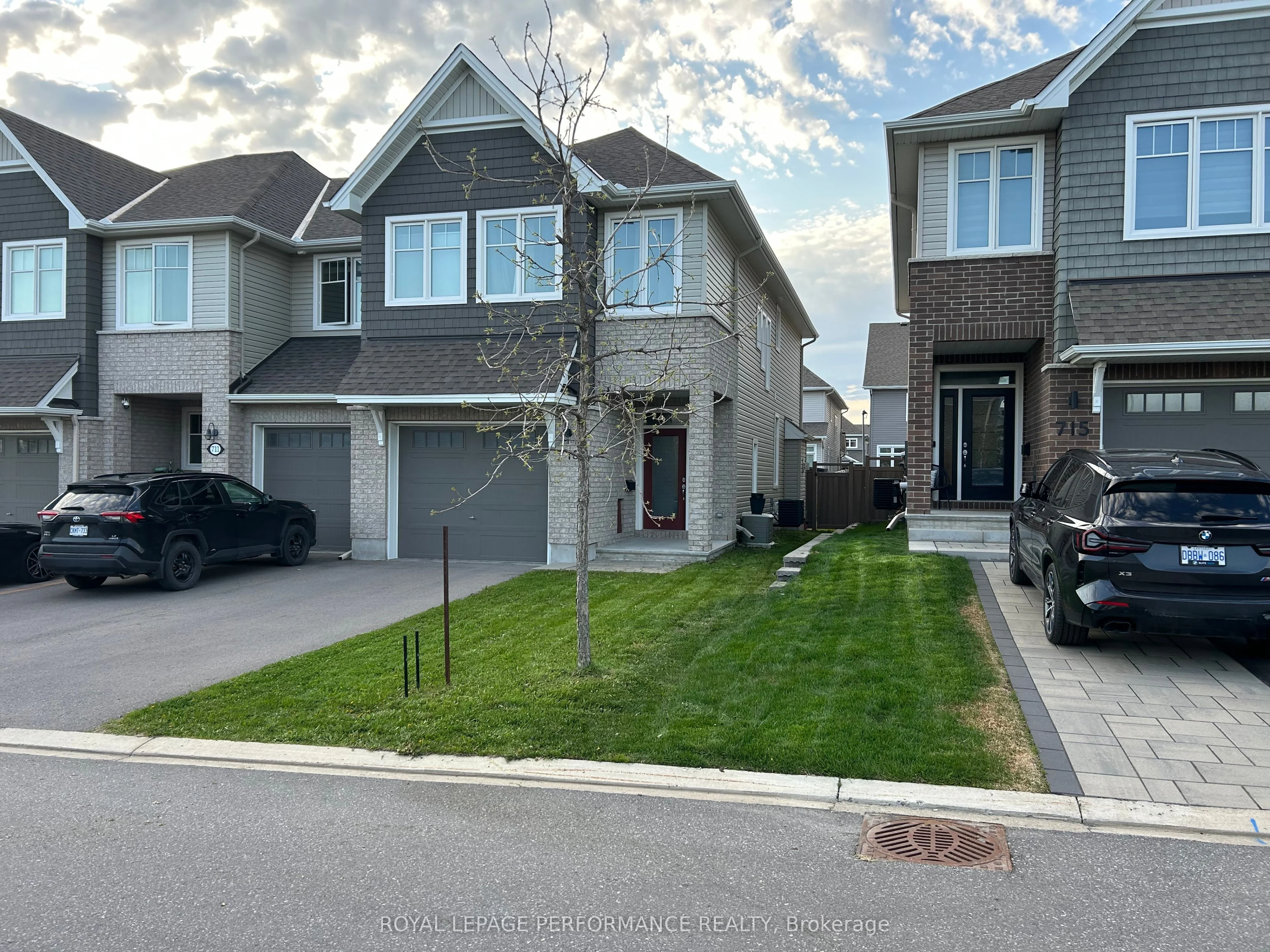 713 Cap Diamant Way, Orleans - Cumberland And Area, On K4a 1j6