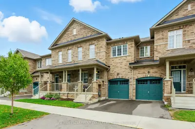 Att/Row/Townhouse in Hamilton