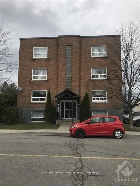 97 Vachon Avenue, Vanier and Kingsview Park, ON K1L 5S7