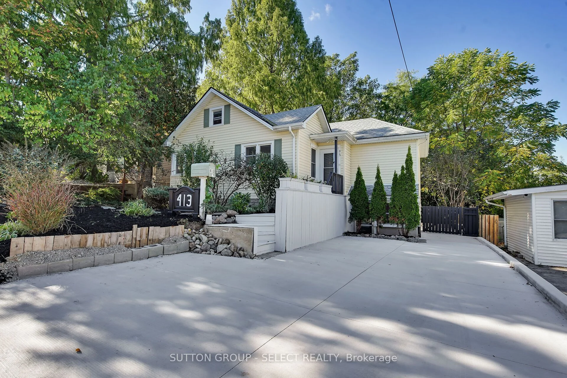 Detached in London South