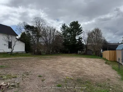 Vacant Land in Powassan