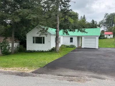 Detached in Burk's Falls