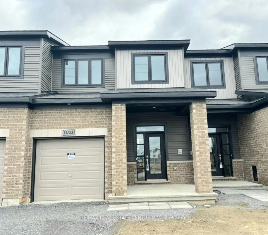 Att/Row/Townhouse in Kanata