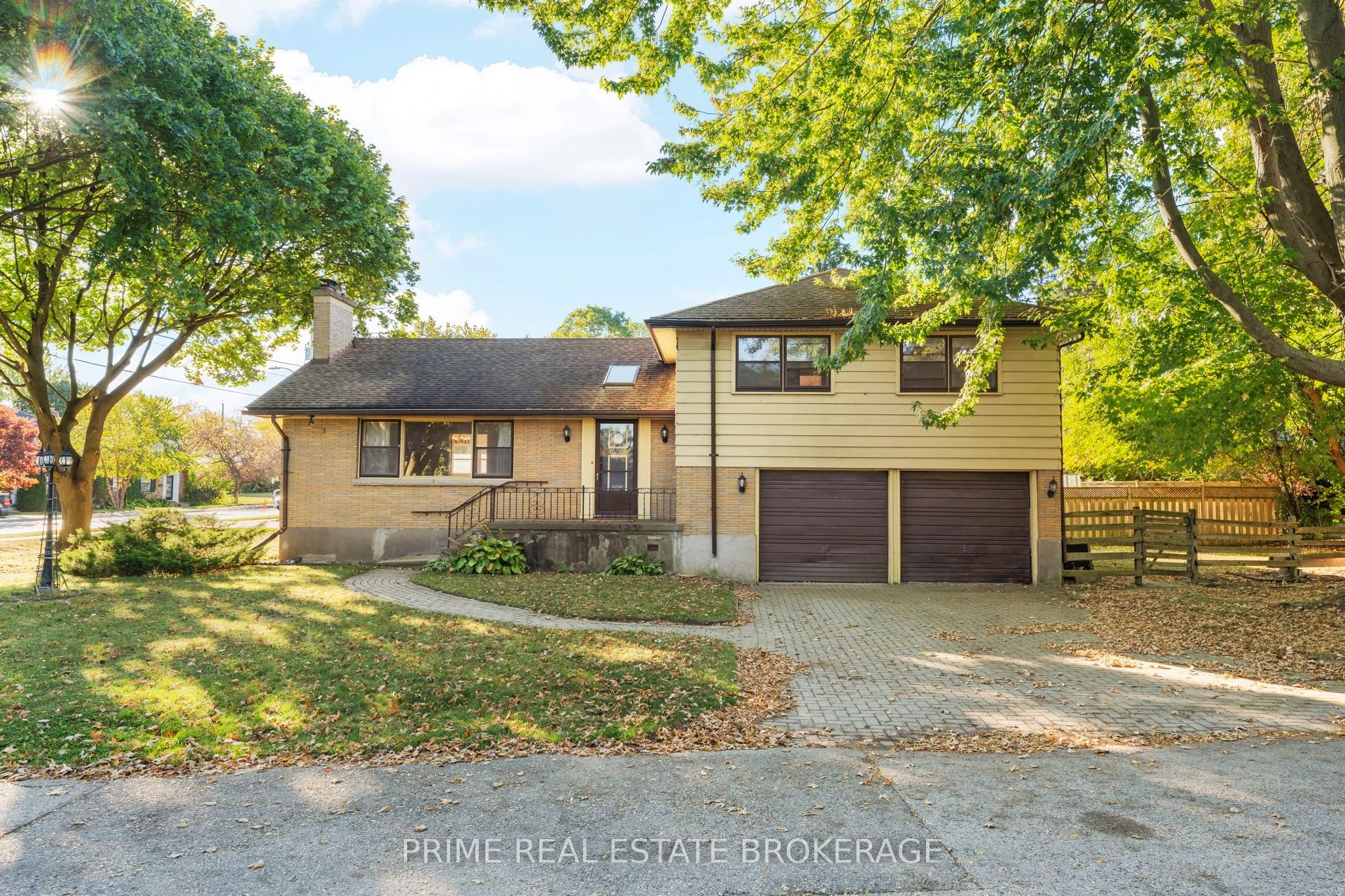367 Ridout Street, London South, ON N6C 3Z8