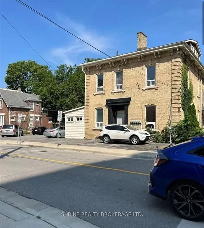 106 Kent Street 3, London East, On N6a 1l1