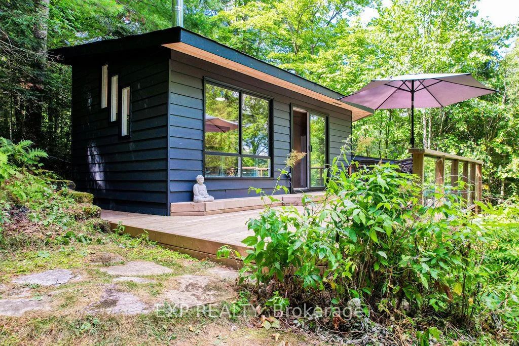 565 West Diamond Lake Road, Hastings Highlands, ON K0L 2A0