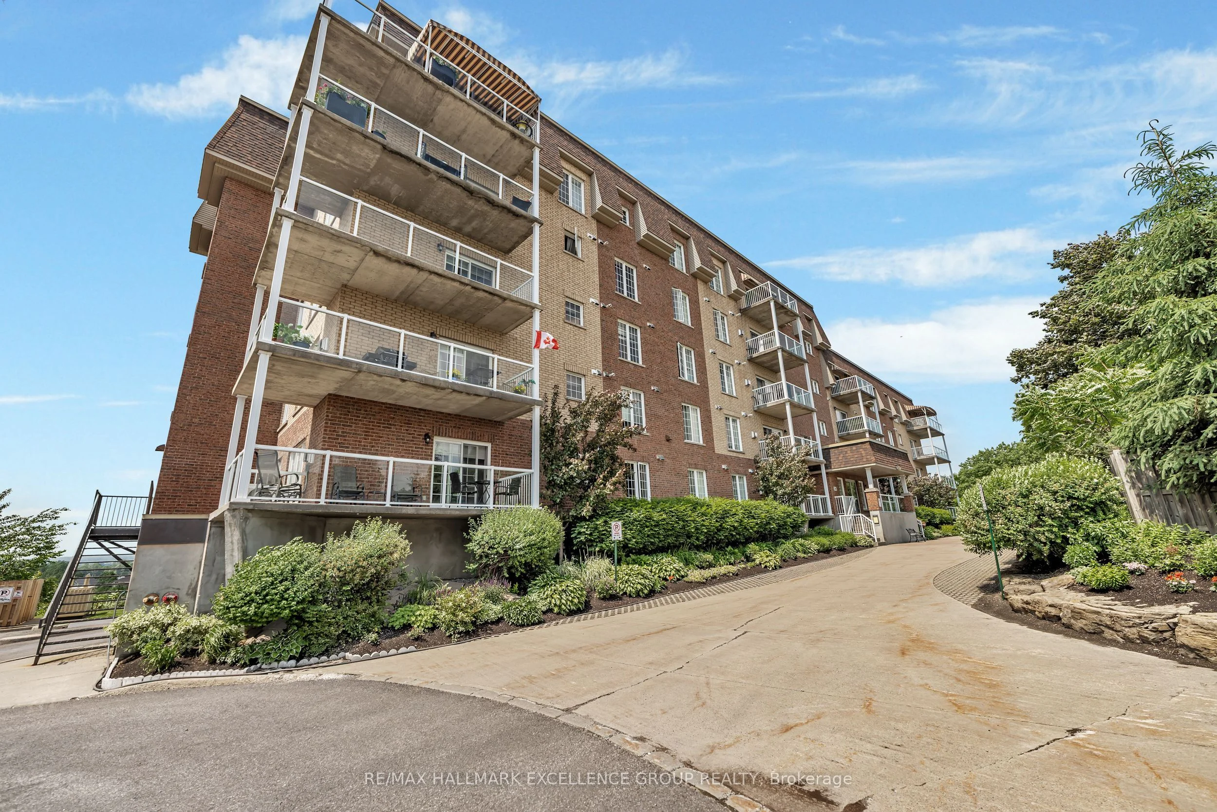 2360 Albert Street 107, Clarence-Rockland, ON K4K 0C4