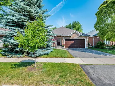 Detached in Waterloo