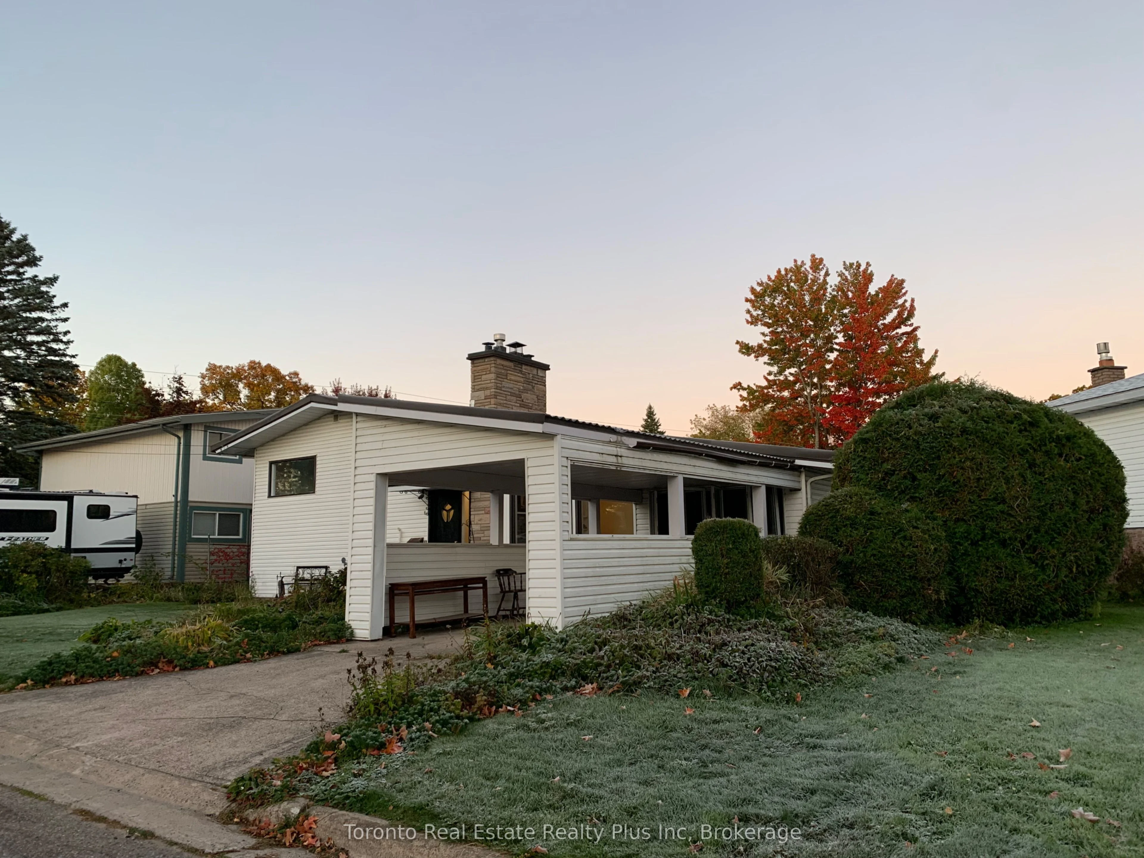 9 Gravelle Street, Sault Ste Marie, ON P6A 4Z7