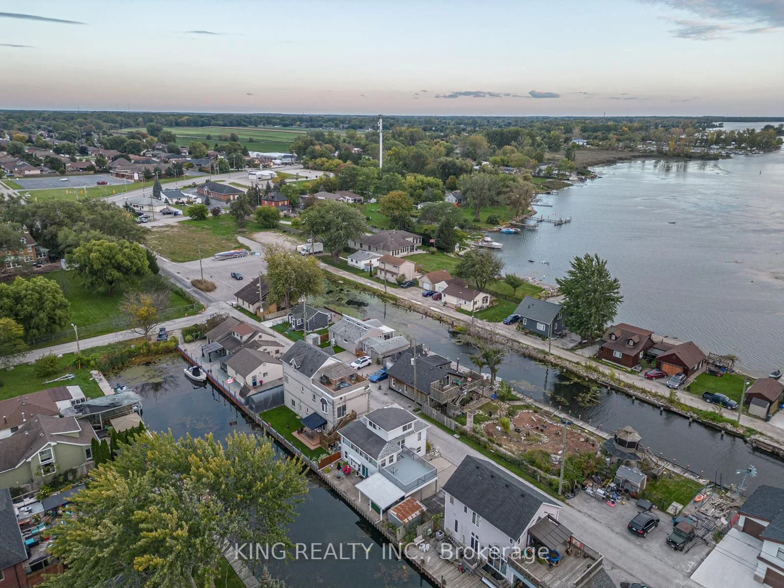 Detached in LaSalle