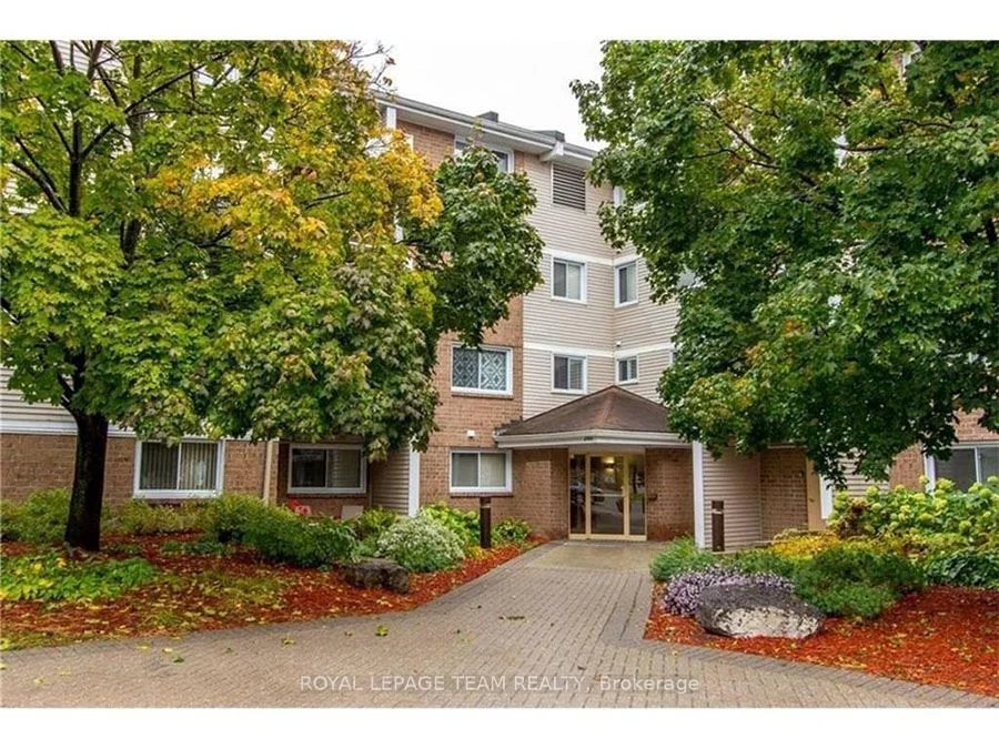 260 Brittany Drive 118, Manor Park - Cardinal Glen And Area, On K1k 4m2