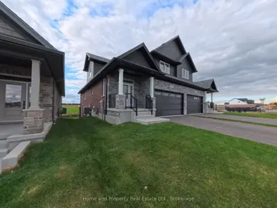 Semi-Detached in Mapleton