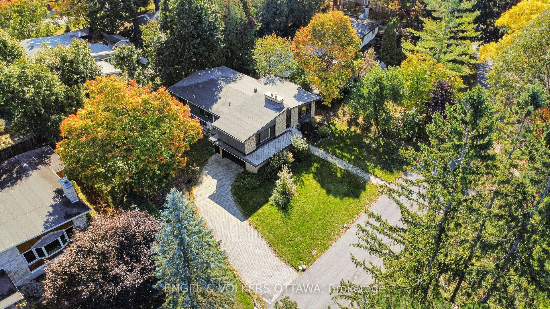 60 Juliana Road, Rockcliffe Park, On K1m 1k3
